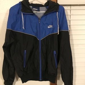 Trendy Nike wind jacket